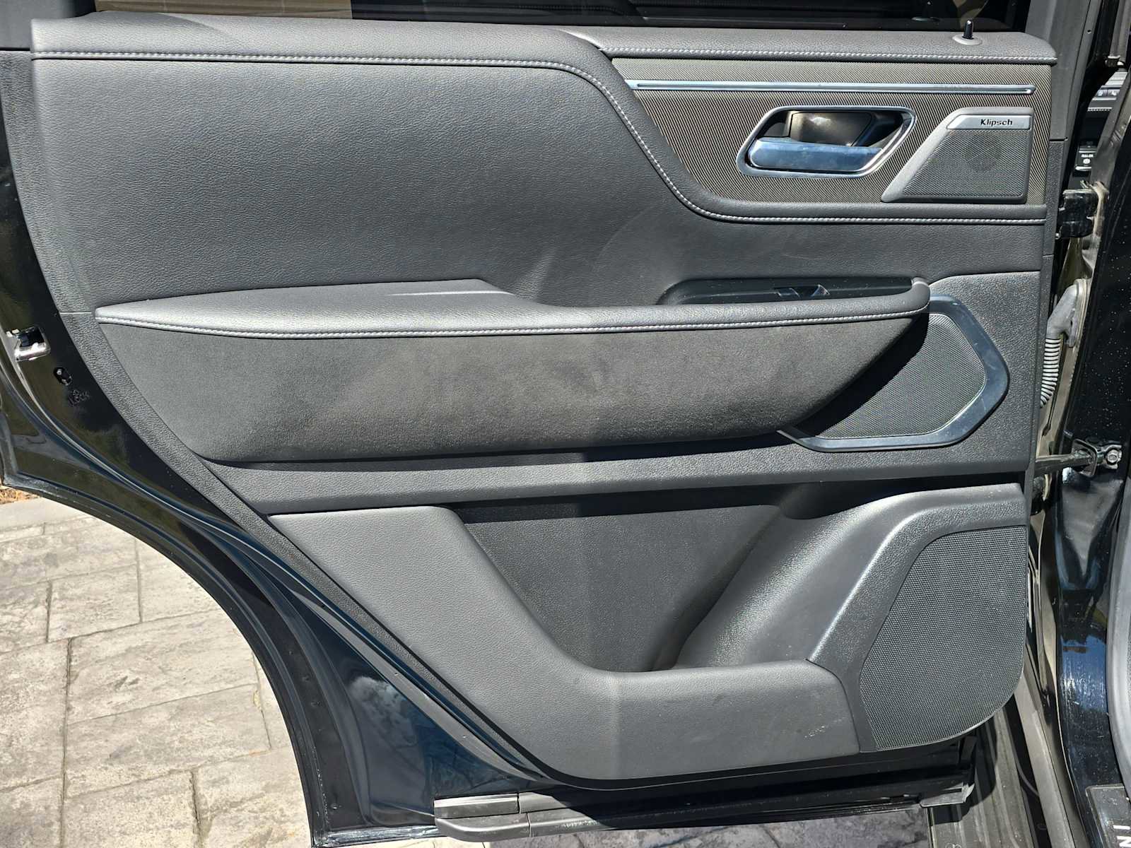 Certified 2025 INFINITI QX80 Luxe image 9