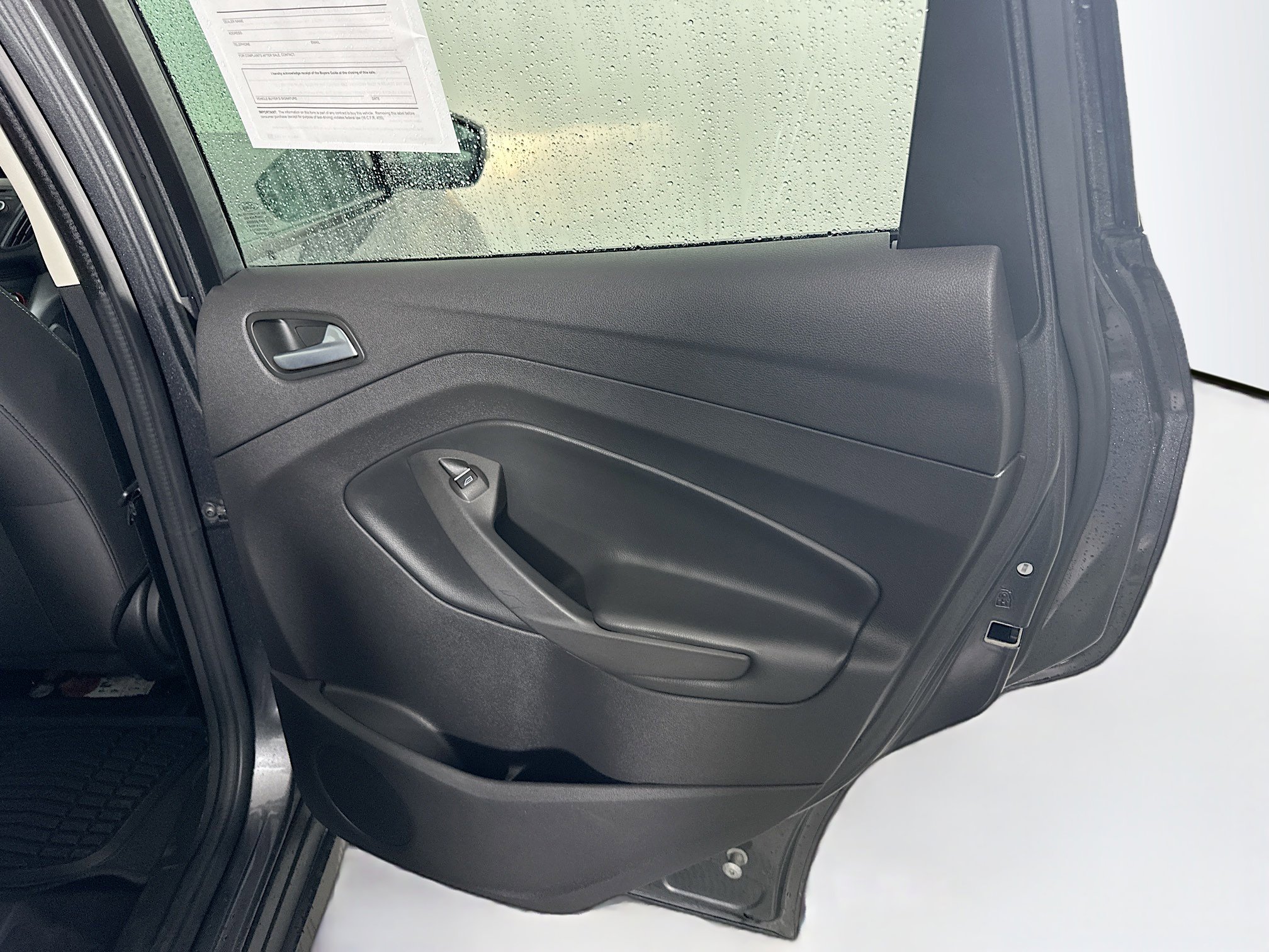 Used 2017 Ford C-MAX SE image 27