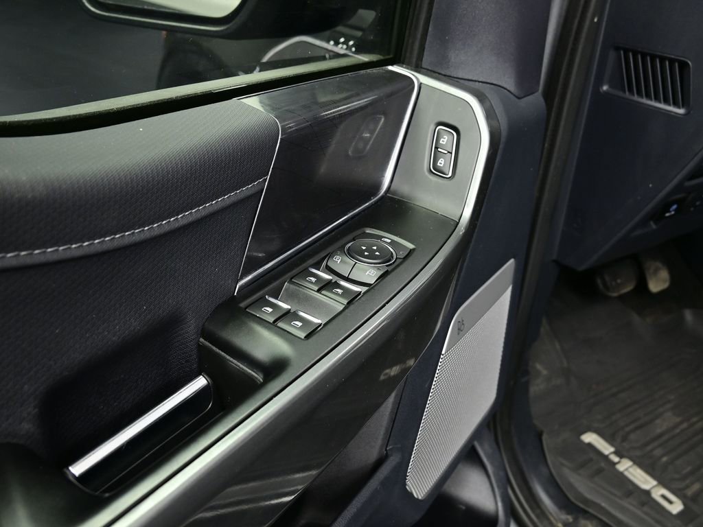 Used 2022 Ford F150 XLT w/ Equipment Group 302A High image 15