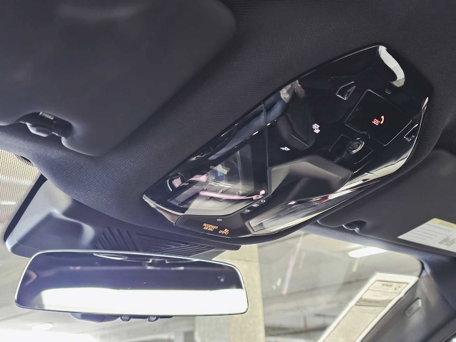 New 2026 BMW 550e xDrive w/ Premium Package image 21