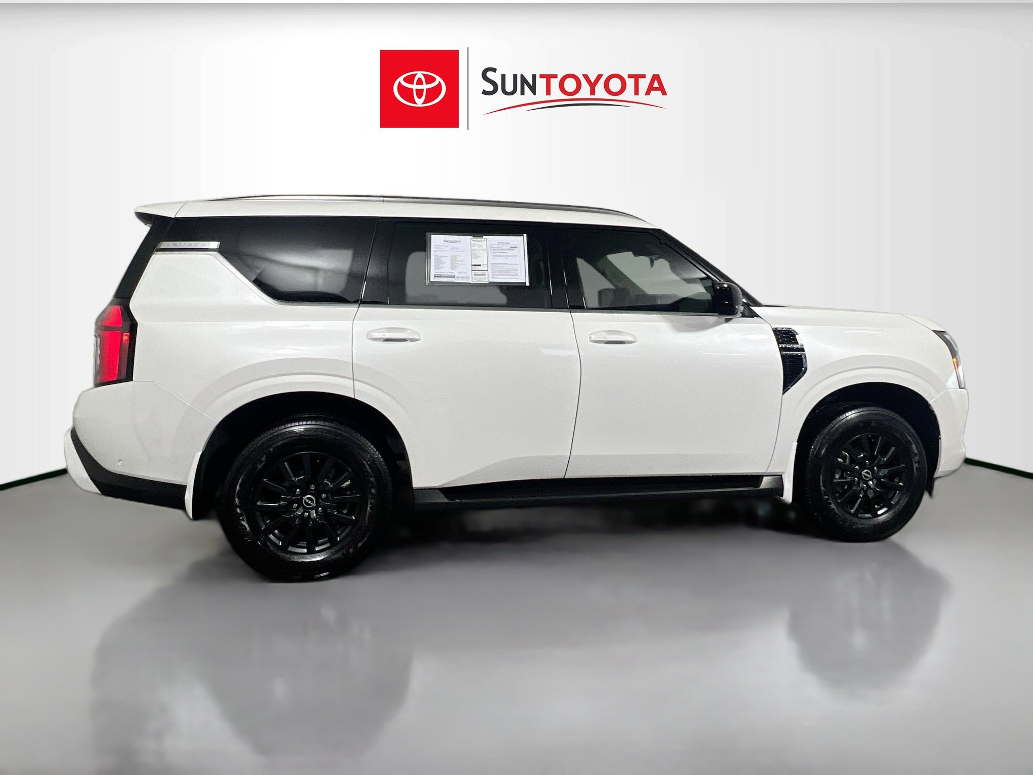 Used 2026 Nissan Armada SV AWD/4WD image 2