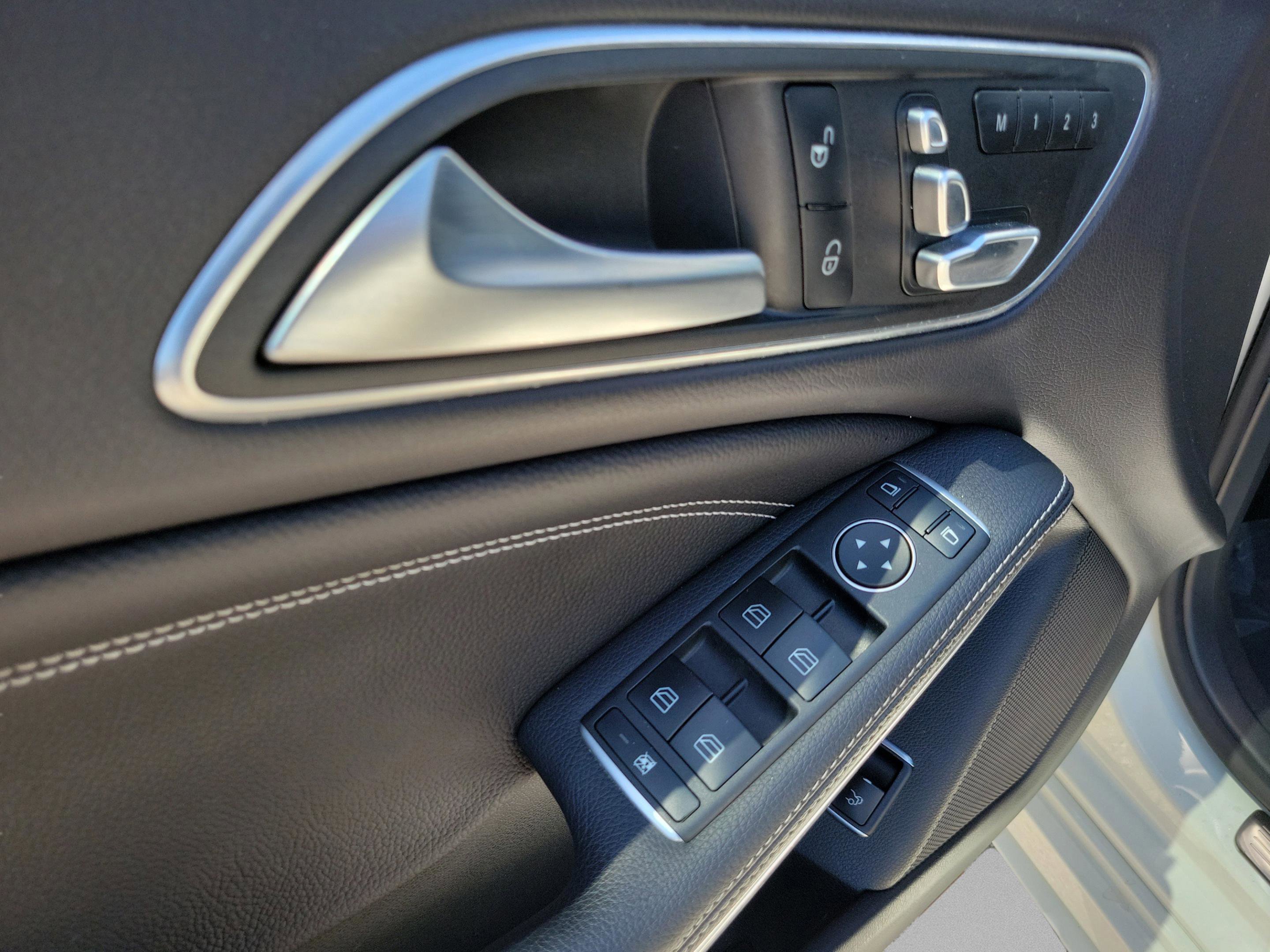 Used 2018 Mercedes-Benz CLA 250 image 13