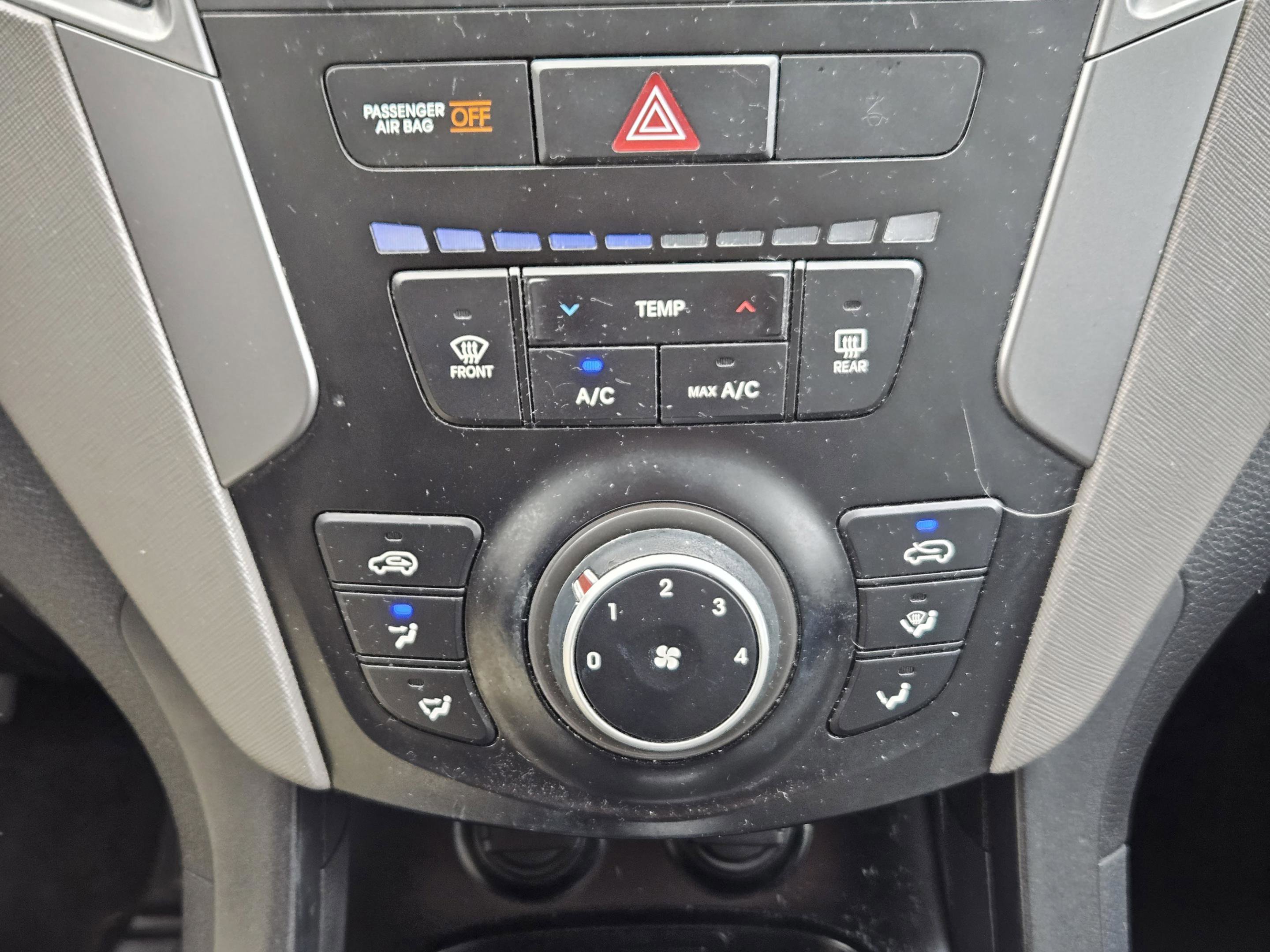 Used 2017 Hyundai Santa Fe Sport AWD/4WD image 11