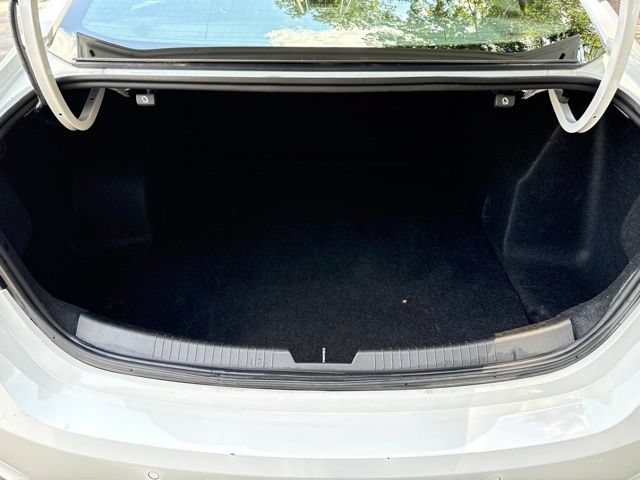 Used 2024 Chevrolet Malibu LT FWD image 22