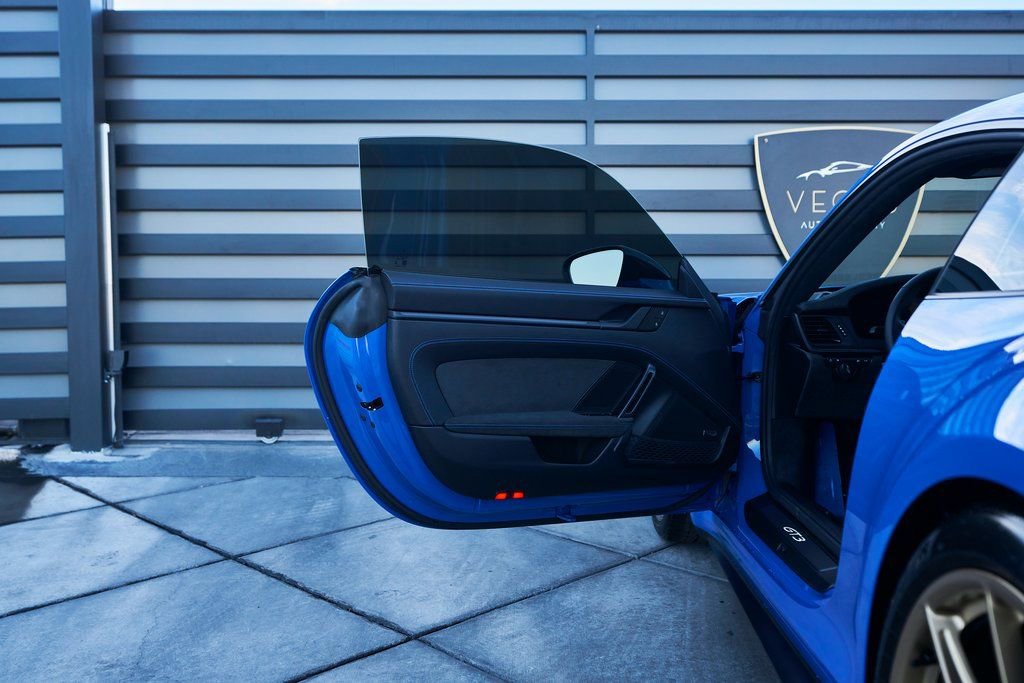 Used 2026 Porsche 911 GT3 w/ Weissach Package RWD image 31