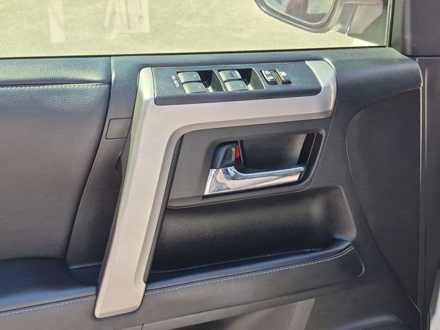 Used 2022 Toyota 4Runner SR5 RWD image 11
