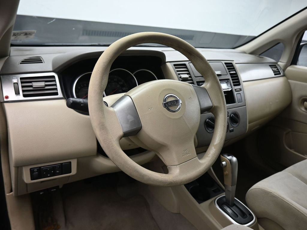 Used 2007 Nissan Versa 1.8 S w/ PWR Pkg FWD image 11