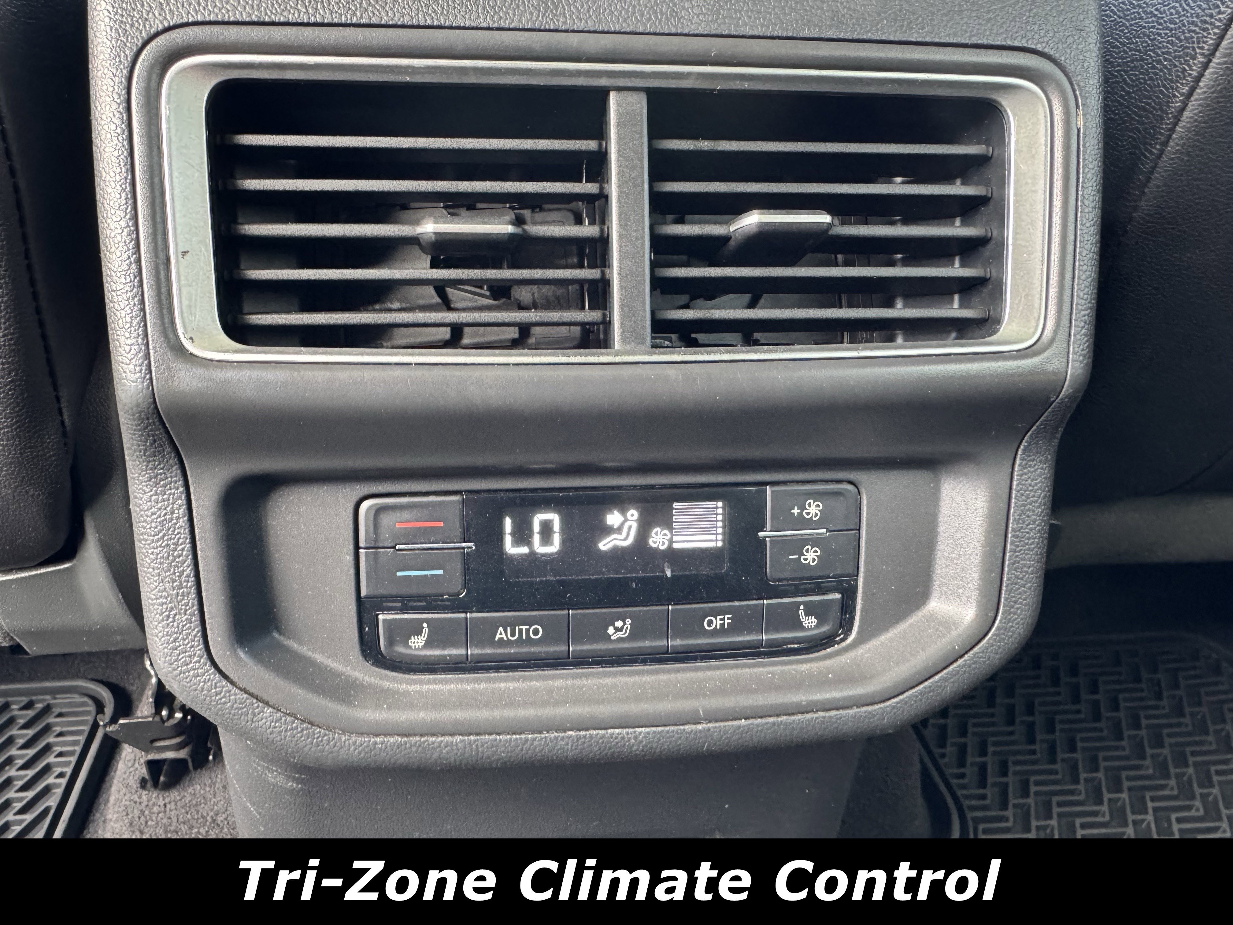 Used 2024 Volkswagen Atlas SEL image 10