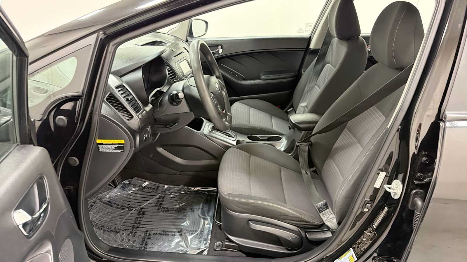 Used 2016 Kia Forte LX w/ LX Popular Plus Package FWD image 13