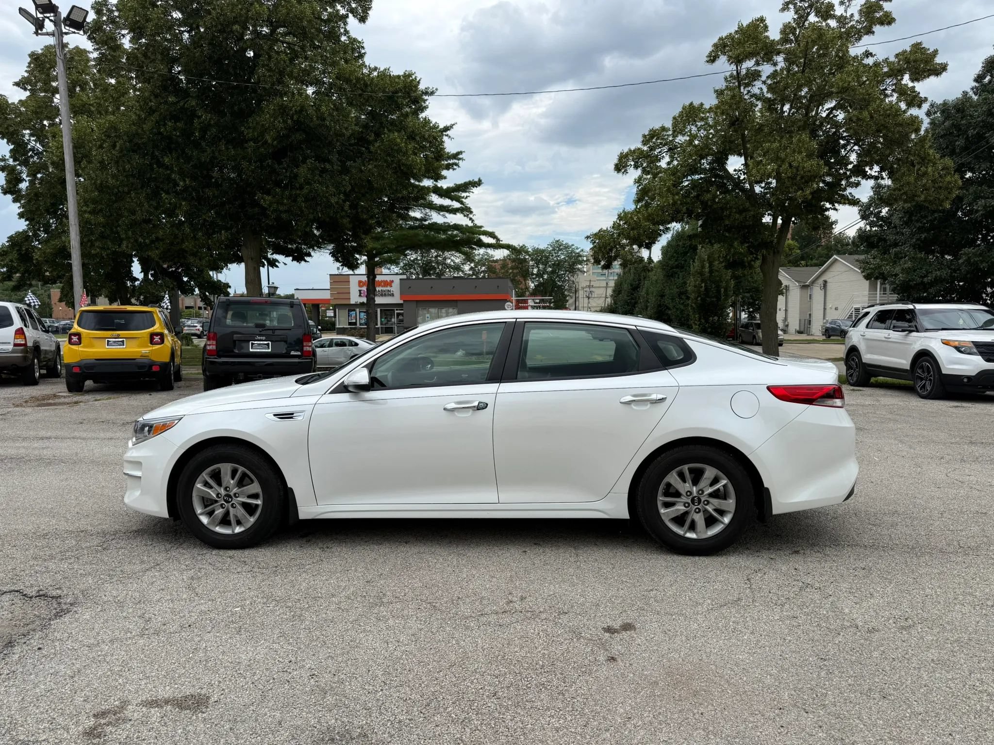 Used 2016 Kia Optima LX FWD image 4