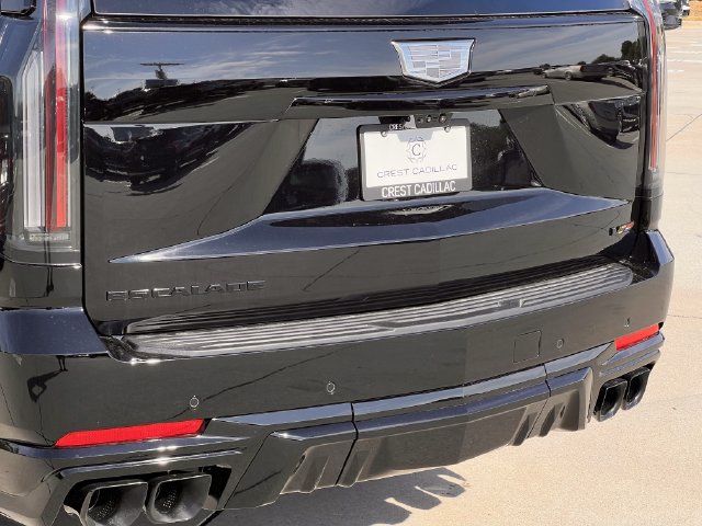 New 2026 Cadillac Escalade ESV V AWD/4WD image 6