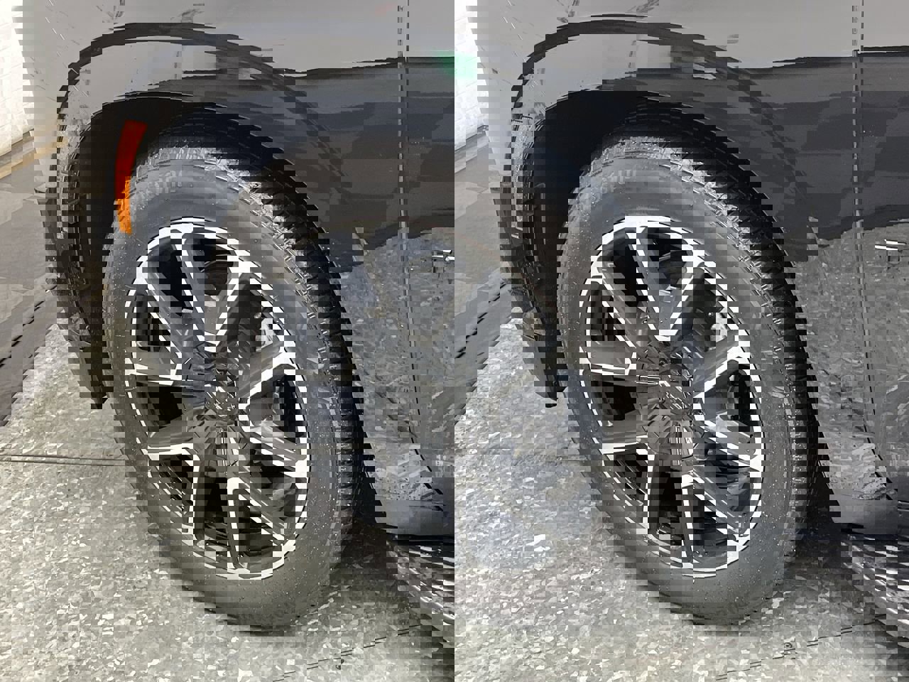 Certified 2025 Chevrolet Tahoe RST w/ RST Capability Package image 38