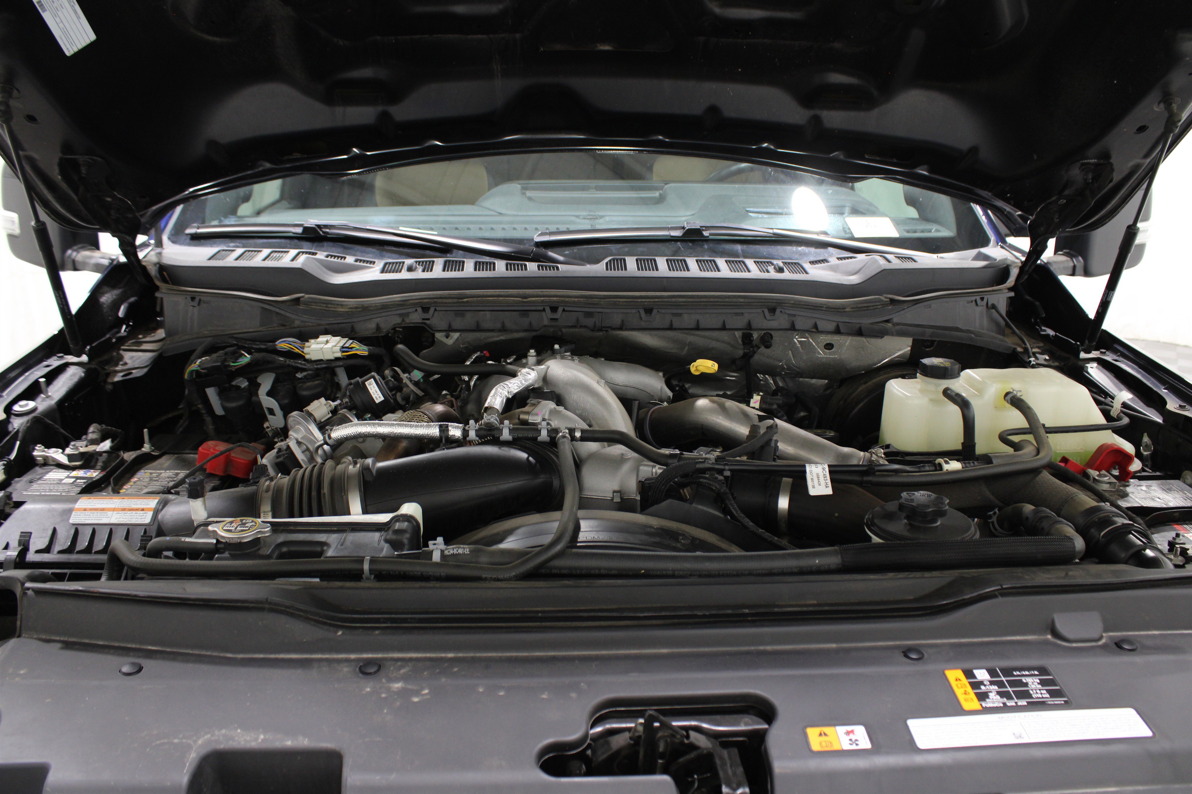 Used 2023 Ford F250 Lariat w/ Lariat Ultimate Package image 40