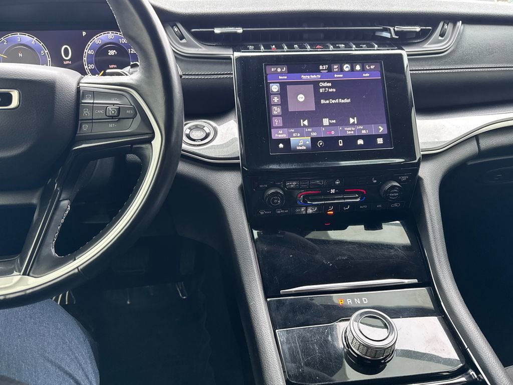 Certified 2021 Jeep Grand Cherokee L Laredo w/ Luxury Tech Group I image 21