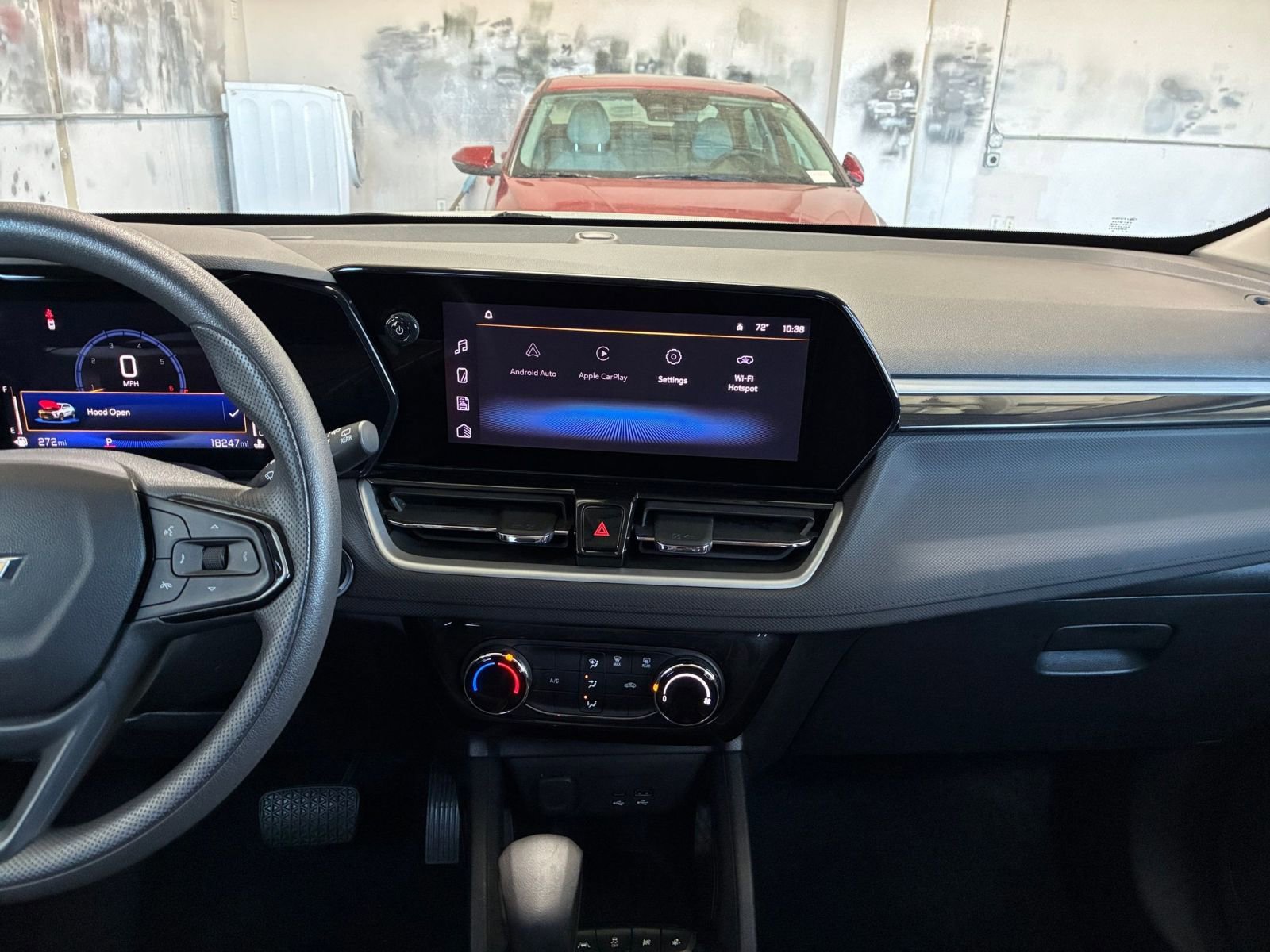 Used 2025 Chevrolet TrailBlazer LT image 17