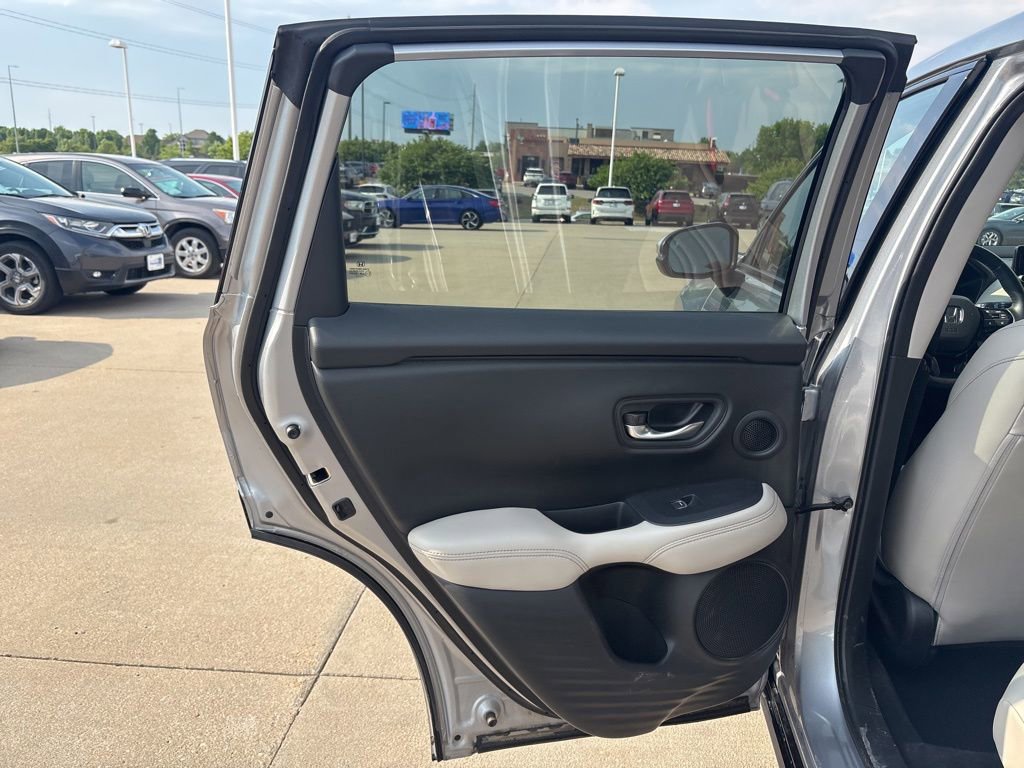Used 2023 Honda HR-V EX-L image 36