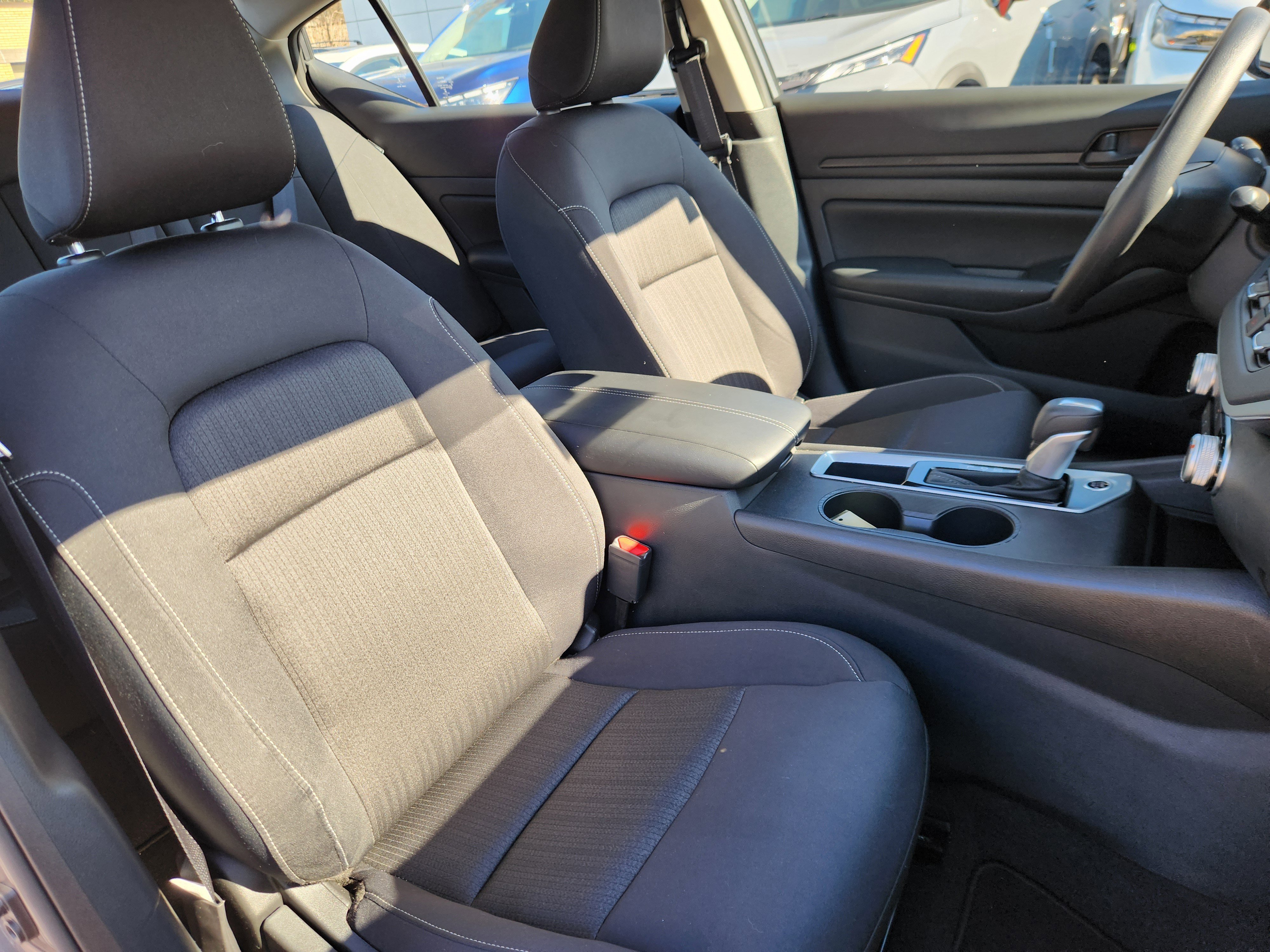 Certified 2025 Nissan Altima 2.5 S FWD image 14