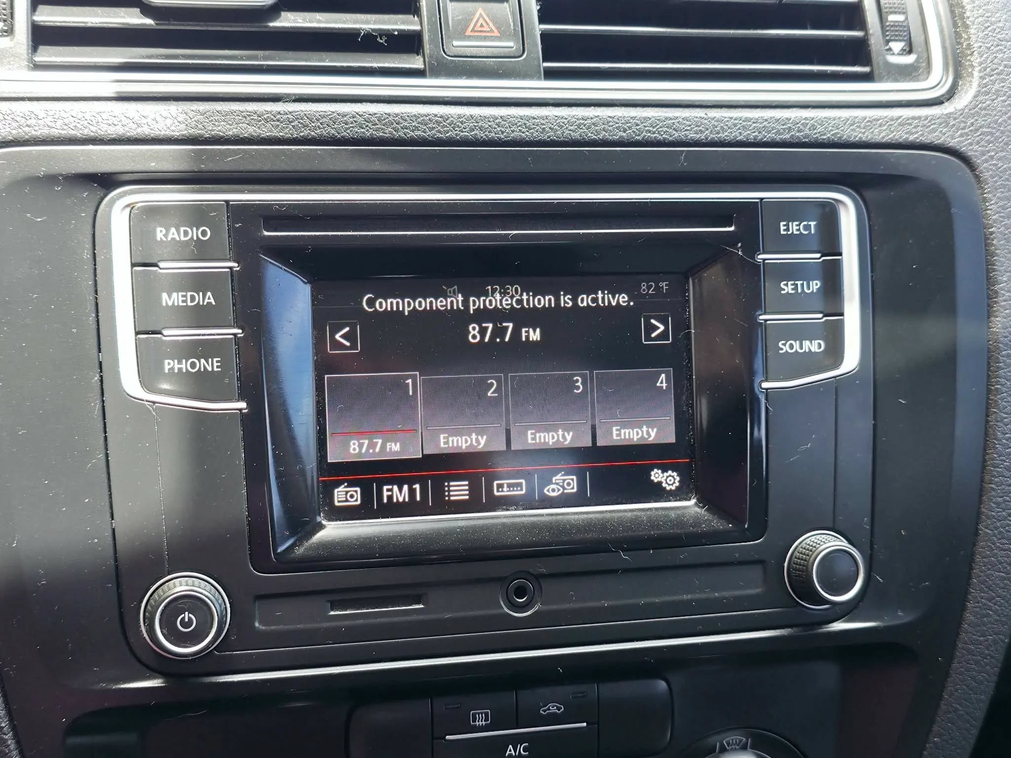 Used 2018 Volkswagen Jetta S FWD image 19