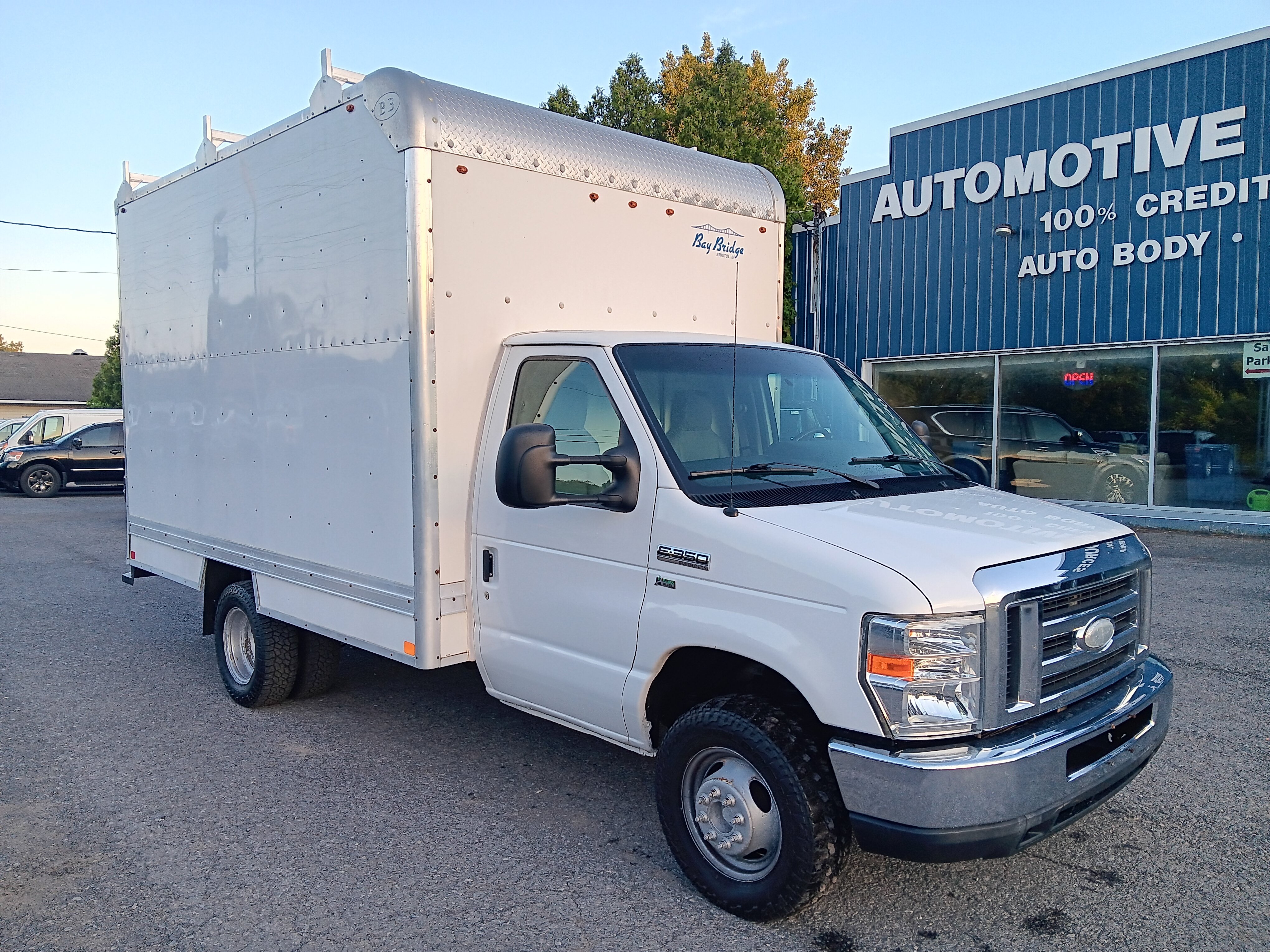Used 2014 Ford E-350 and Econoline 350 Super Duty RWD image 7