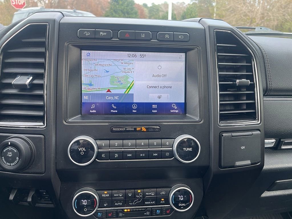 Used 2021 Ford Expedition Limited image 7