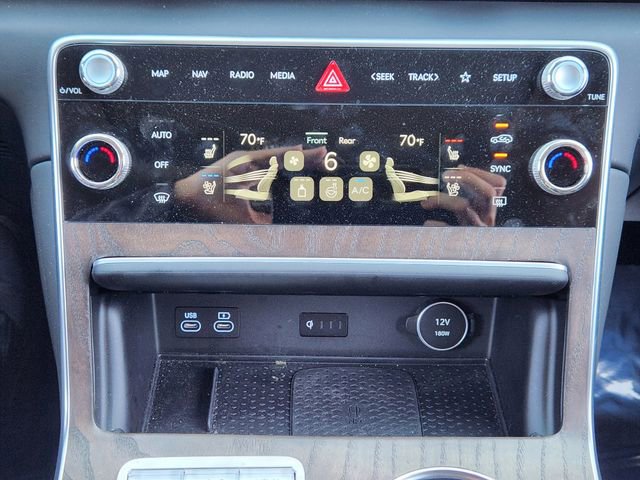 Used 2025 Genesis GV80 2.5T Prestige image 15