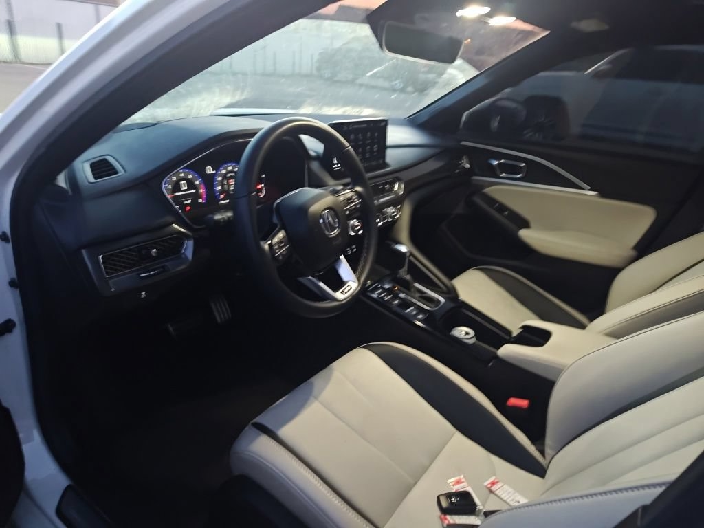 Used 2025 Acura Integra A-Spec w/ Technology Package FWD image 8