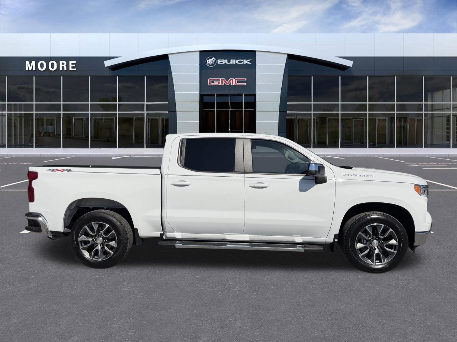 Used 2023 Chevrolet Silverado 1500 LT AWD/4WD image 2