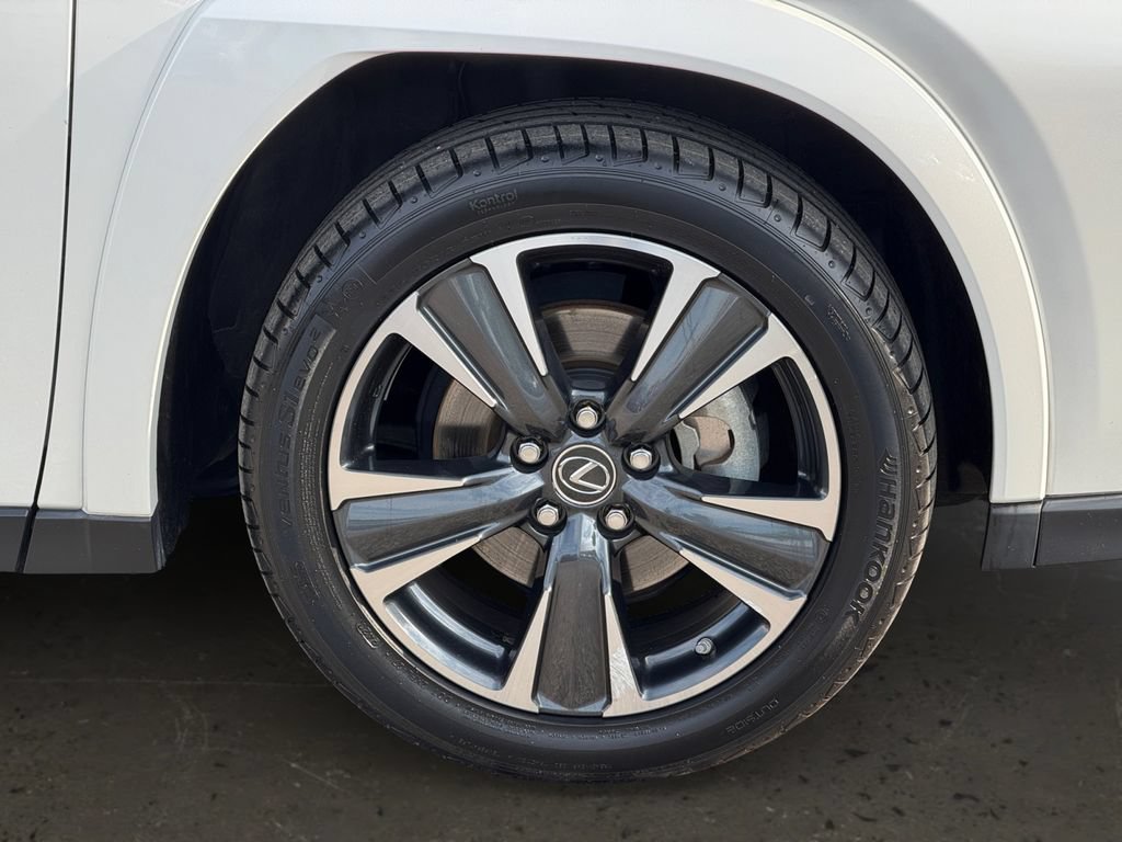 Used 2024 Lexus UX 250h AWD w/ Premium Package image 10