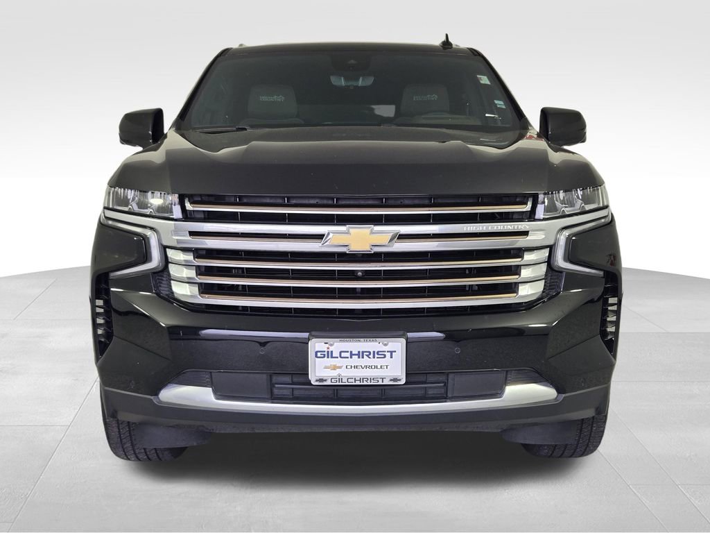 Used 2024 Chevrolet Suburban High Country AWD/4WD image 2