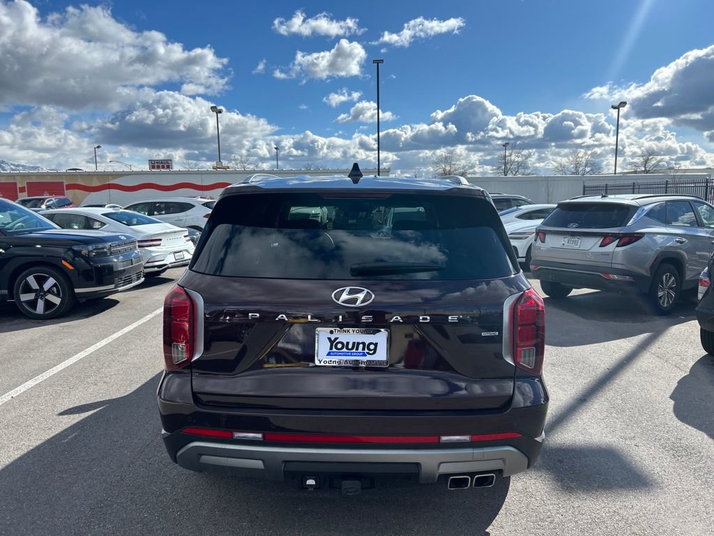 Used 2023 Hyundai Palisade Limited image 6