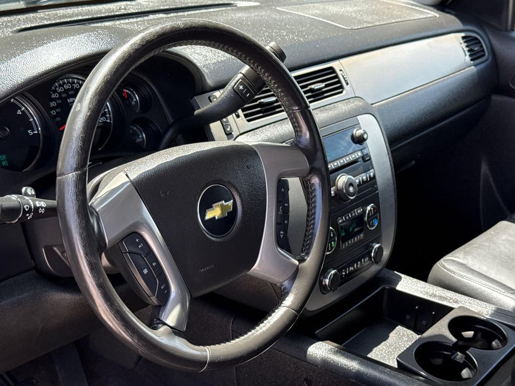 Used 2014 Chevrolet Silverado 2500 LTZ w/ LTZ Plus Package AWD/4WD image 18