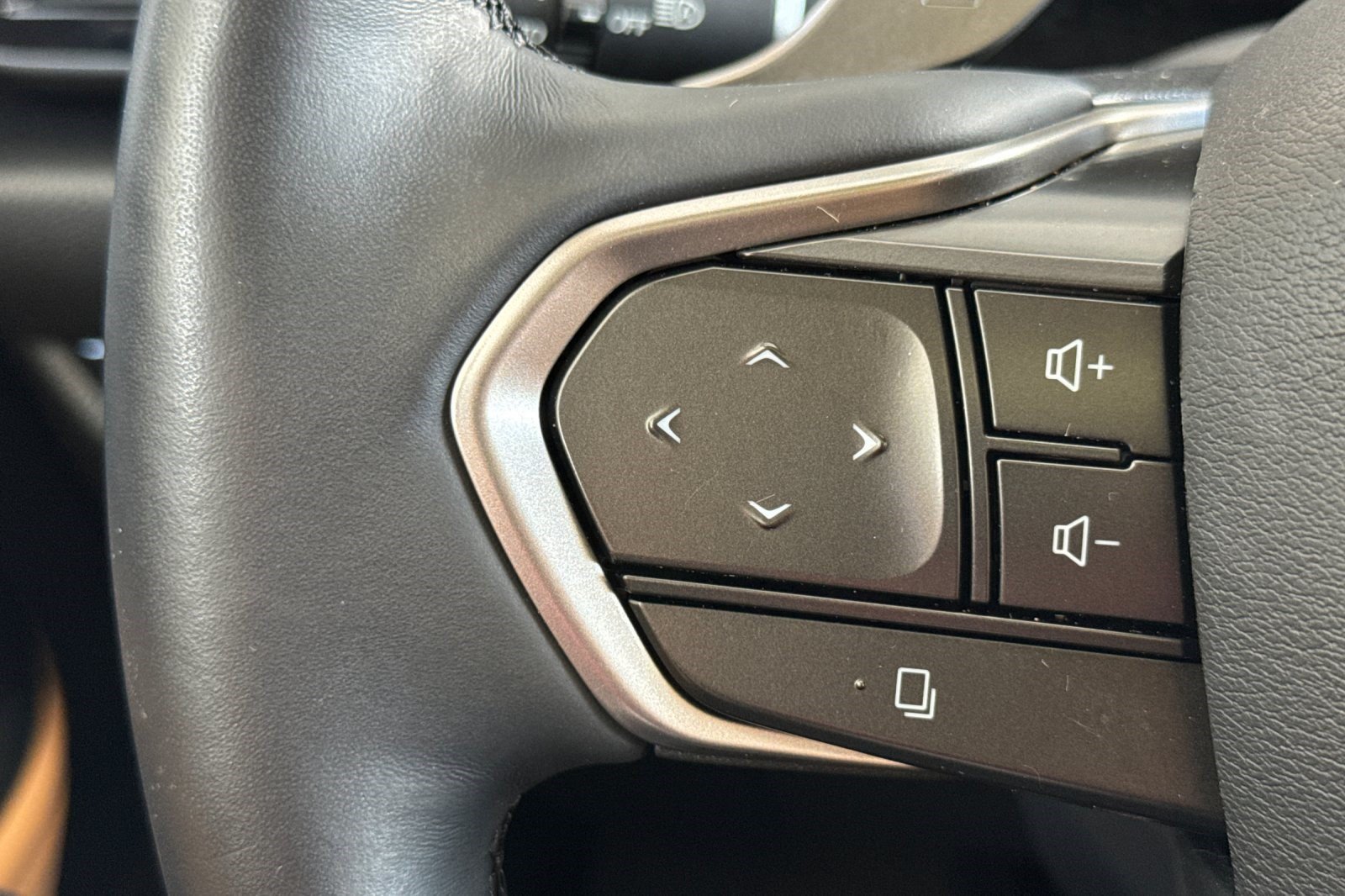 Certified 2025 Lexus NX 450h+ AWD w/ Accessory Package (K3) image 31