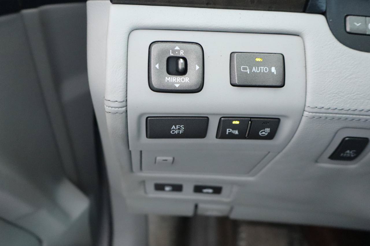 Used 2007 Lexus LS 460 L RWD image 27