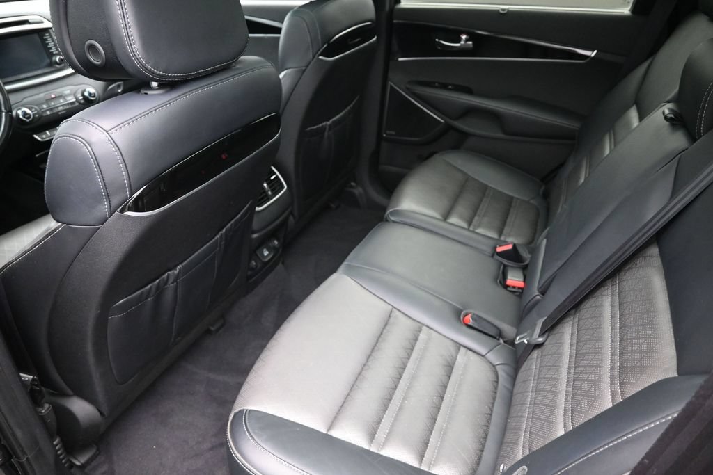 Used 2016 Kia Sorento SX w/ SXL Technology Package AWD/4WD image 22