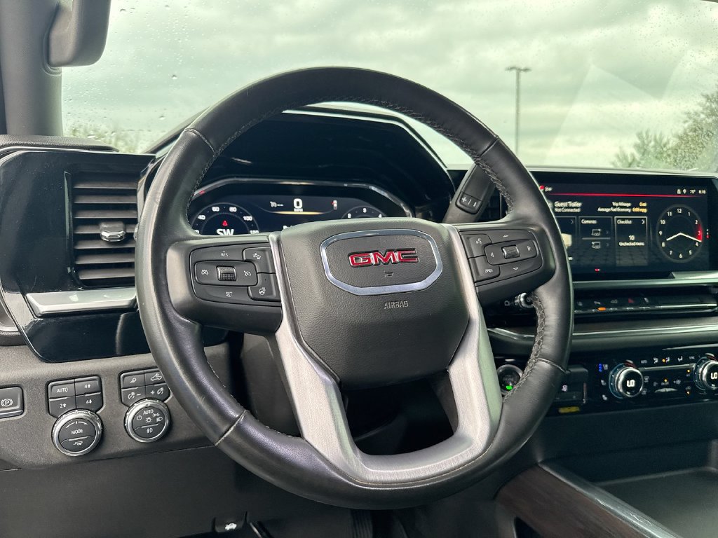 Used 2024 GMC Sierra 2500 SLT w/ SLT Premium Package AWD/4WD image 11