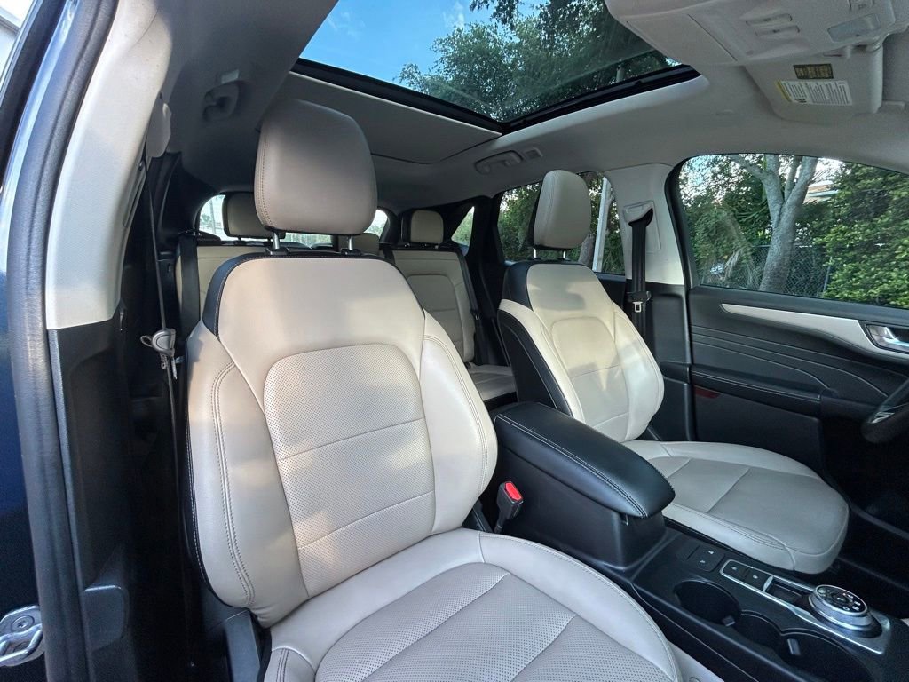 Used 2022 Ford Escape SEL FWD image 30