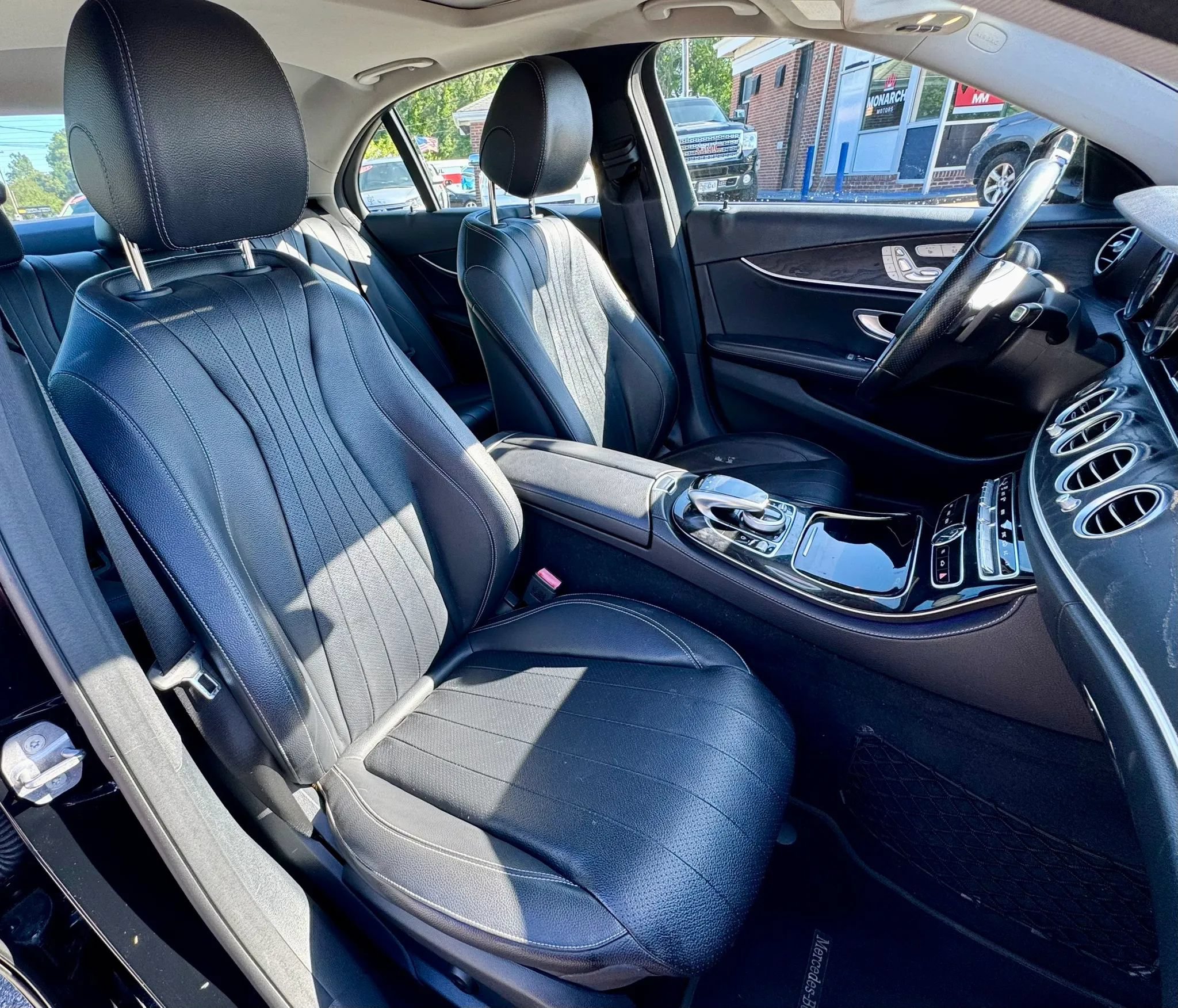 Used 2017 Mercedes-Benz E 300 image 12
