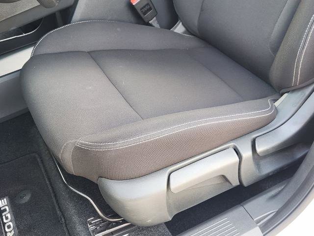Certified 2025 Nissan Rogue S AWD/4WD image 17