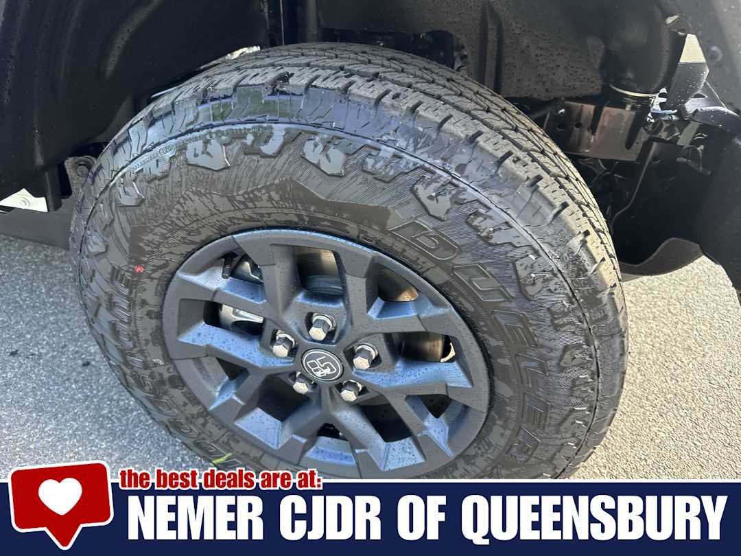 New 2026 Jeep Gladiator Sport AWD/4WD image 10