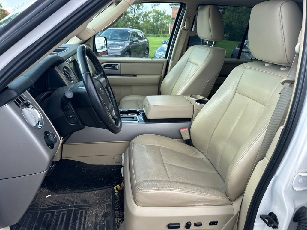 Used 2015 Ford Expedition EL Limited w/ Equipment Group 301A AWD/4WD image 17
