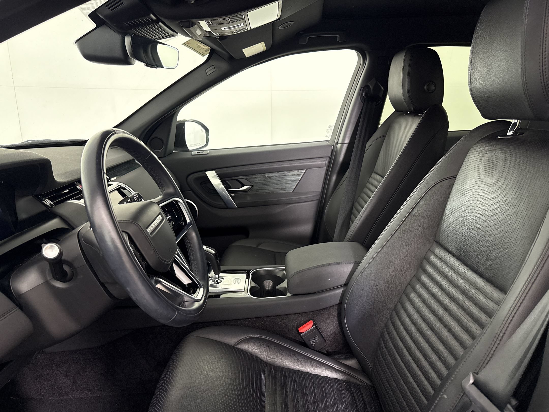 Used 2023 Land Rover Discovery Sport S AWD/4WD image 5