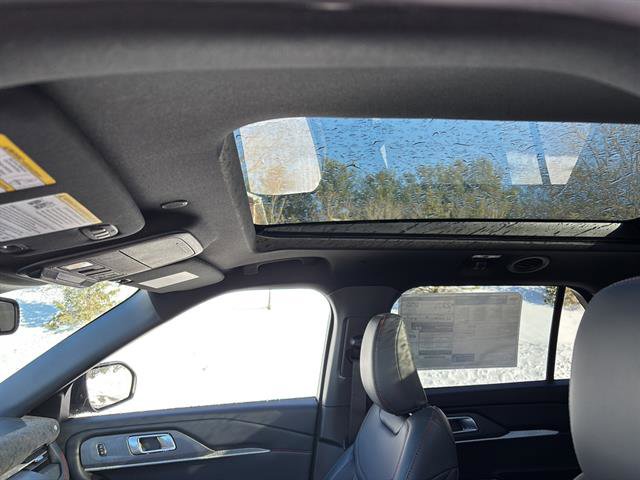 New 2026 Ford Explorer ST-Line w/ ST-Line Street Pack image 14