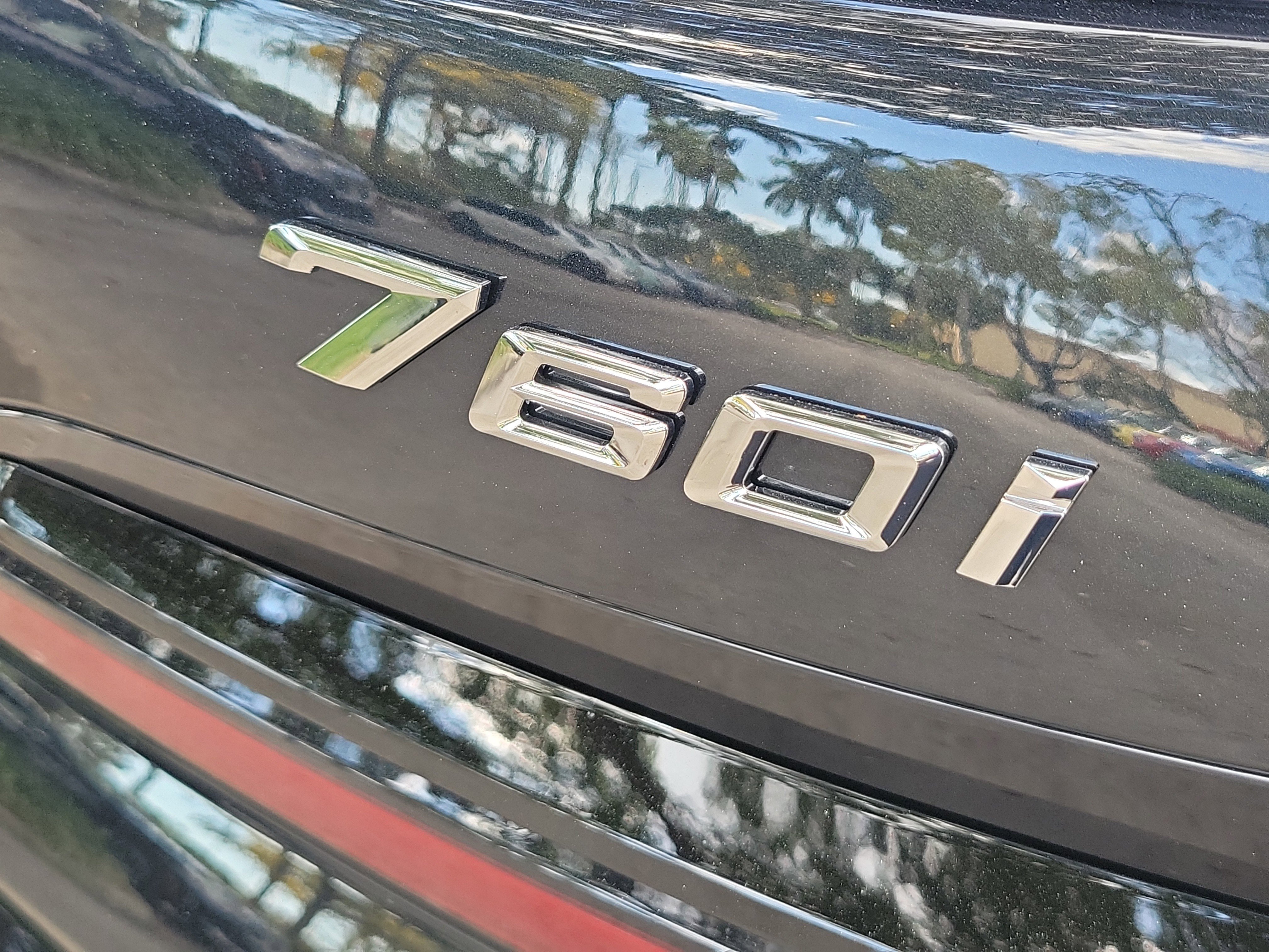 New 2026 BMW 760i xDrive w/ Executive Package AWD/4WD image 5