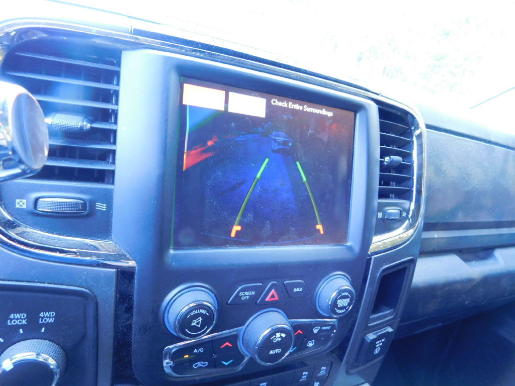 Used 2018 RAM 2500 Big Horn w/ Sport Appearance Group AWD/4WD image 4