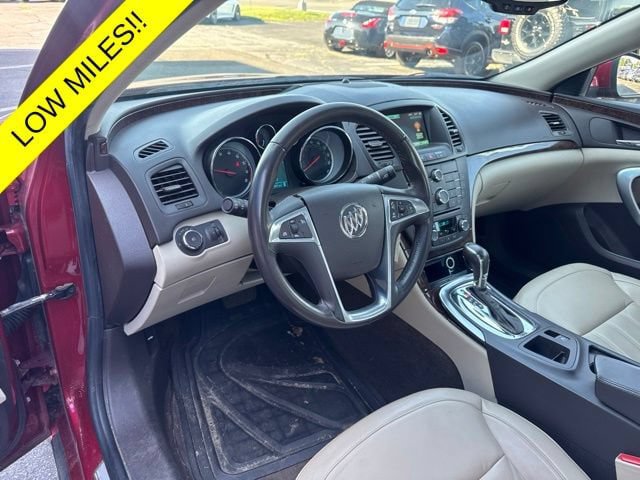 Used 2012 Buick Regal Leather FWD image 7