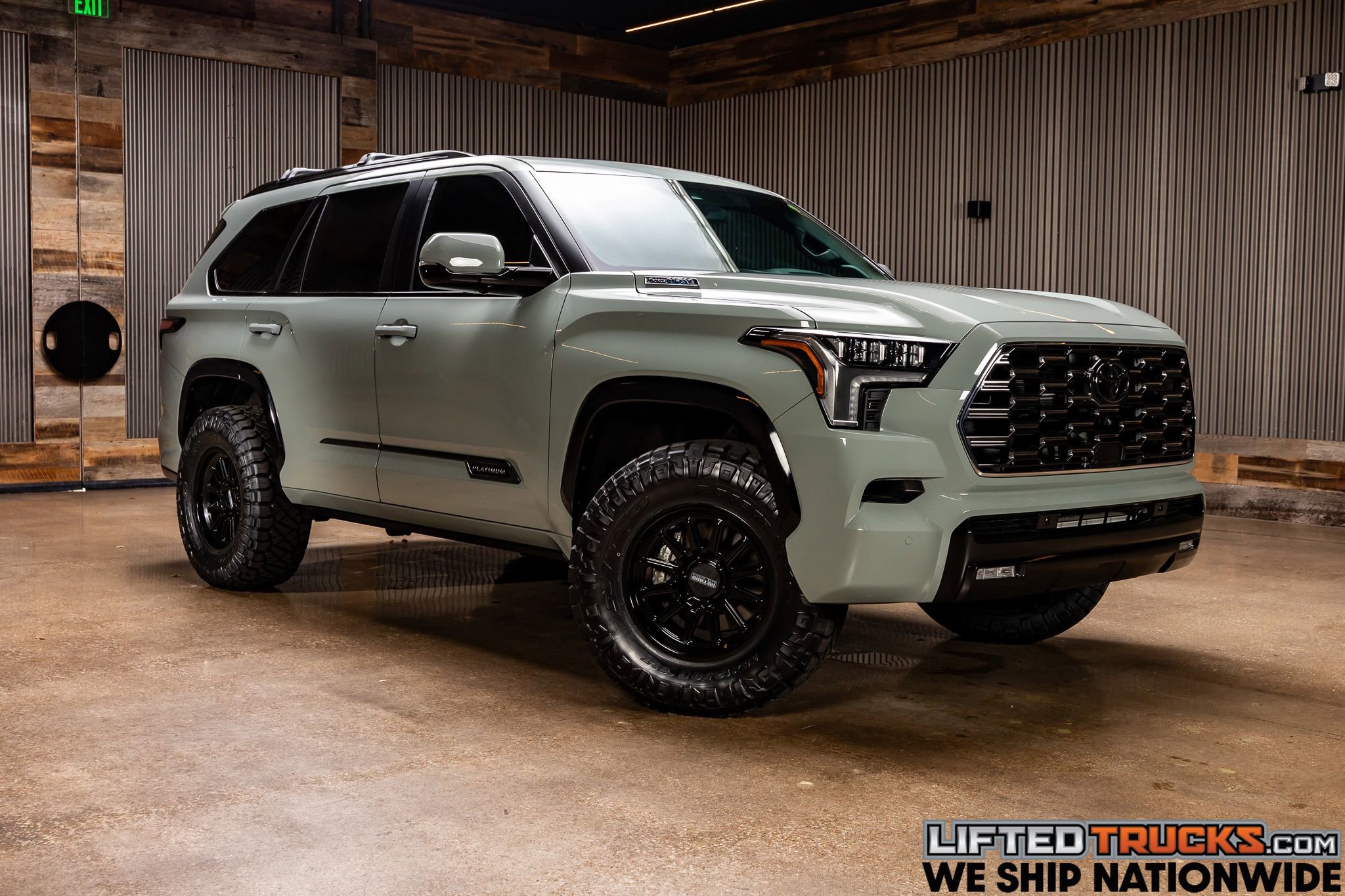 Used 2025 Toyota Sequoia Platinum w/ Tow Technology Package image 1