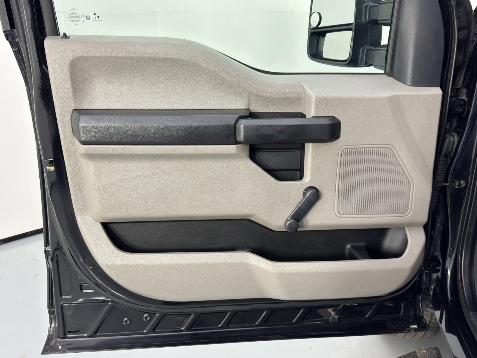 Used 2022 Ford F250 XL w/ STX Appearance Package image 34