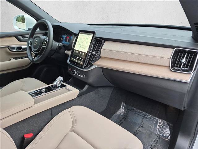 Used 2026 Volvo XC90 T8 Plus w/ Protection Package Premier AWD/4WD image 24