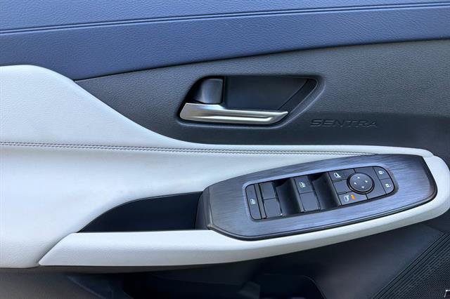 New 2027 Nissan Sentra SL w/ Floor Mat Package FWD image 11