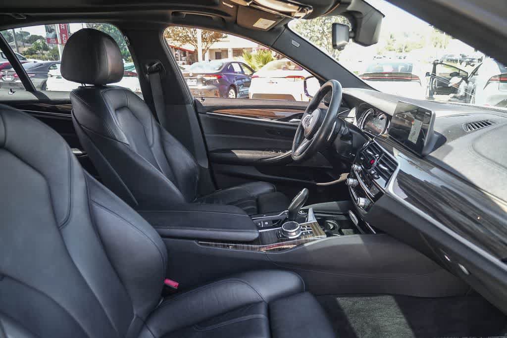 Used 2017 BMW 540i RWD image 17